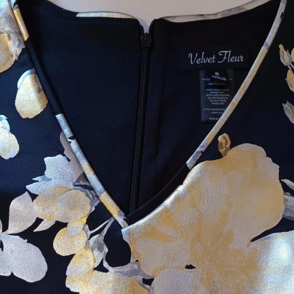 NWT metallic floral print dress stretch Women's black,Full Zip, Party Cocktail. - Picture 14 of 17